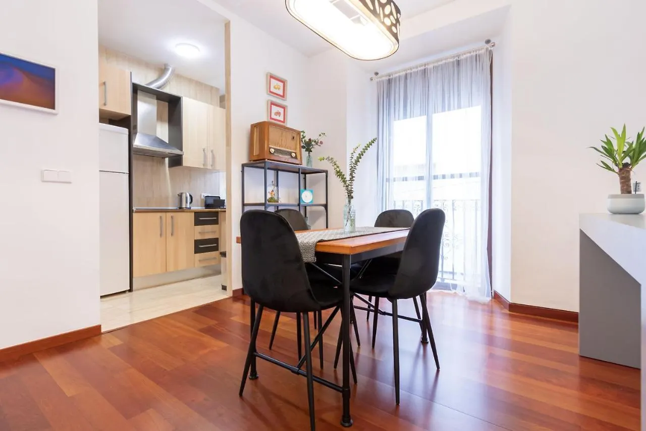 Apartamento Madrono Regina Séville 0*,