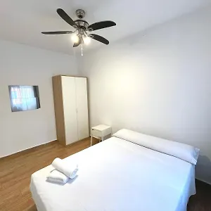 Triana Roomable Apartamento