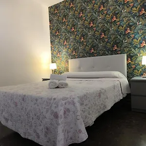 Center Magdalena Premium, Free Parking Seville